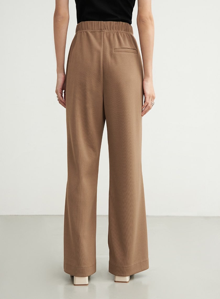 微喇叭休閒直筒褲